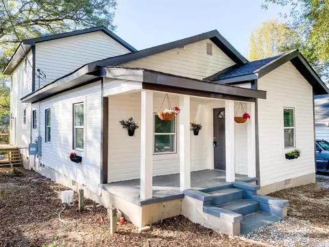 Exterior - 1305 N Hyde Park, Durham, NC 27701 photo 2 of 4
