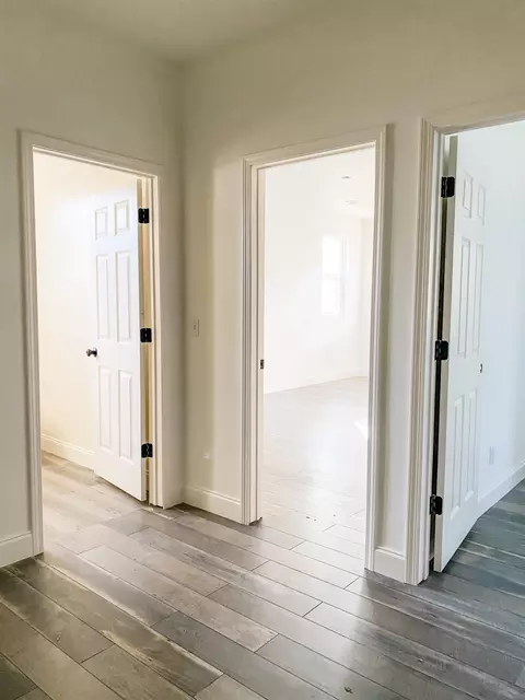 Entry Way - 1305 N Hyde Park, Durham, NC 27701 photo 2 of 5