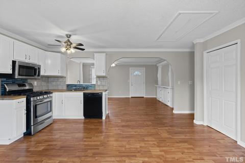 123 Holly Ave, Dunn, NC 28334 photo 11