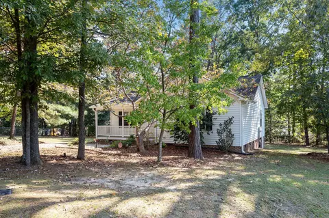 110 Stoneview Cir, Smithfield, NC 27577 photo 3
