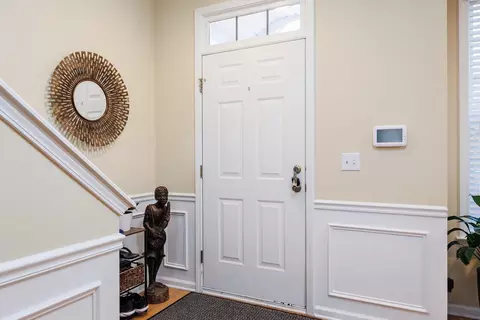 8 Scottish Ln, Durham, NC 27707 photo 4