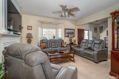 411 Sapphire Dr, Durham, NC 27703 photo 6