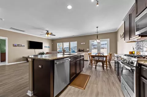 836 Ember Dr, Durham, NC 27703 photo 9