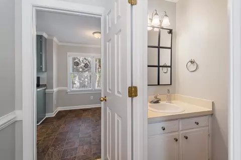 700 Valley Dr, Durham, NC 27704 photo 19