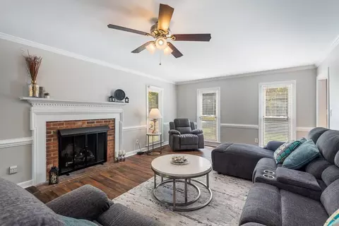 700 Valley Dr, Durham, NC 27704 photo 8