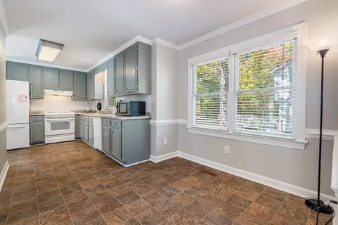 700 Valley Dr, Durham, NC 27704 photo 17