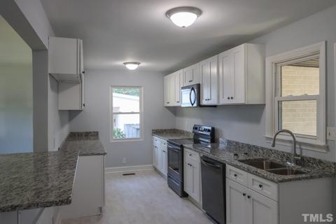 723 S Second St, Smithfield, NC 27577 photo 8