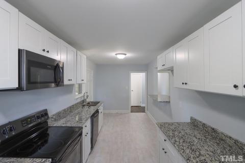 723 S Second St, Smithfield, NC 27577 photo 9