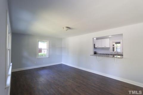 723 S Second St, Smithfield, NC 27577 photo 5