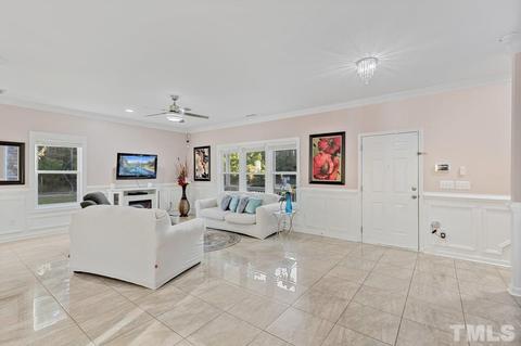 907 Belmont Dr, Durham, NC 27703 photo 6