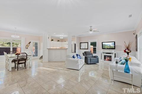 907 Belmont Dr, Durham, NC 27703 photo 7