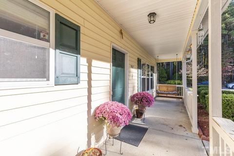 907 Belmont Dr, Durham, NC 27703 photo 4