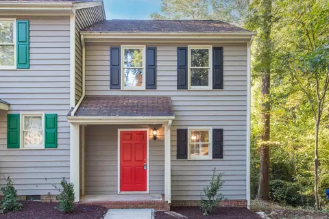 3207 Warwick Dr, Raleigh, NC 27606