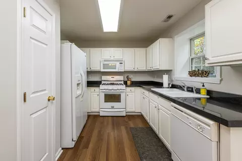 808 Spring Meadow Dr, Durham, NC 27713 photo 10