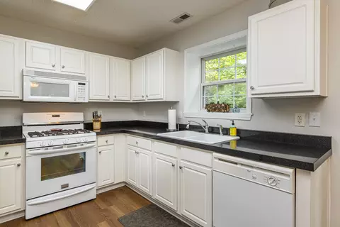 808 Spring Meadow Dr, Durham, NC 27713 photo 6