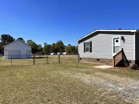 5272 Brogden Rd, Smithfield, NC 27577 photo 3
