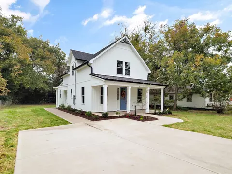 411 Collier St, Smithfield, NC 27577 photo 3
