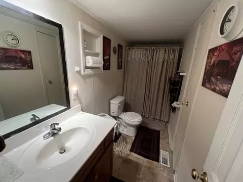 1402 N Johnson St, Benson, NC 27504 photo 15