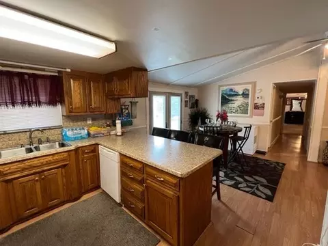 1402 N Johnson St, Benson, NC 27504 photo 11