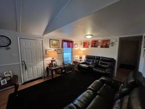 1402 N Johnson St, Benson, NC 27504 photo 6
