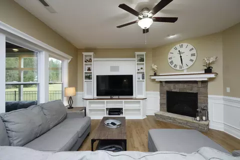 2302 Gilman St, Durham, NC 27703 photo 6