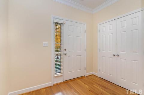836 Saratoga Dr, Durham, NC 27704 photo 5