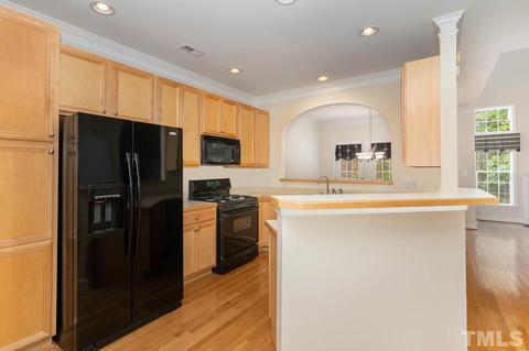 836 Saratoga Dr, Durham, NC 27704 photo 7