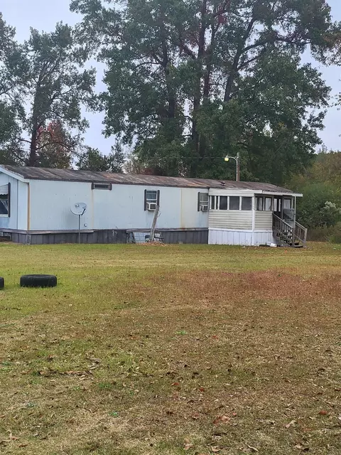 10933 Old Smithfield Rd, Bailey, NC 27807 photo 3