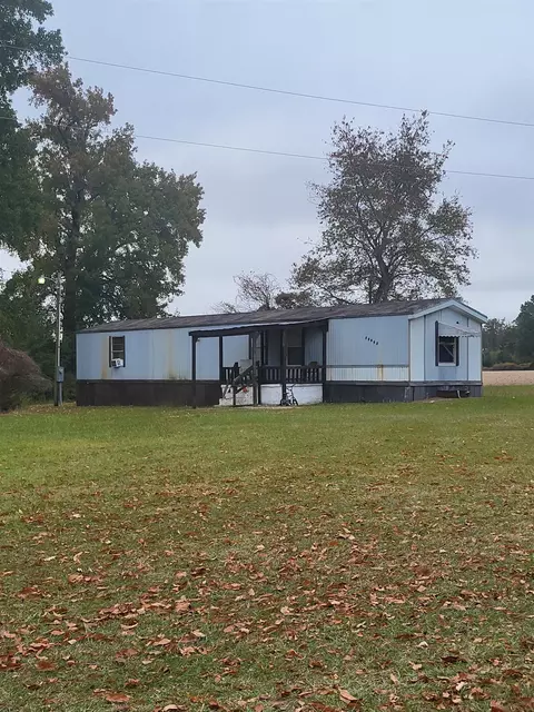 10933 Old Smithfield Rd, Bailey, NC 27807 photo 2