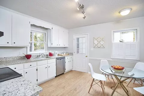 2208 Anthony Dr, Durham, NC 27705 photo 15