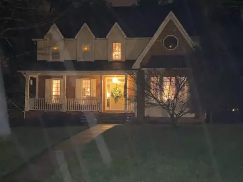 111 Ashworth Dr, Durham, NC 27707 photo 2