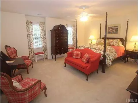 111 Ashworth Dr, Durham, NC 27707 photo 18
