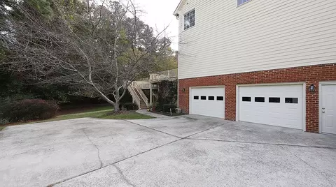 111 Ashworth Dr, Durham, NC 27707 photo 7
