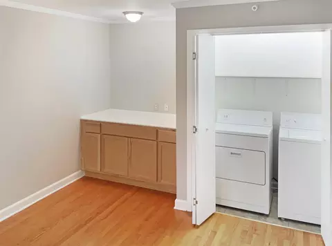 308 Crestview Dr, Durham, NC 27712 photo 9