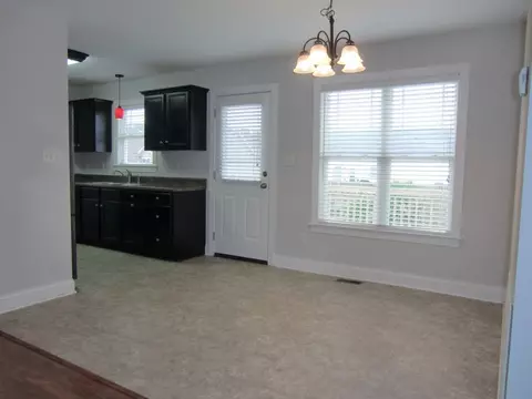 211 Bishop Ln, Dunn, NC 28334 photo 14