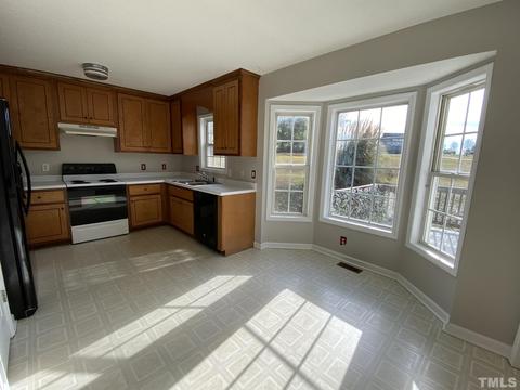 89 Green Tree Ct, Coats, NC 27521 photo 7