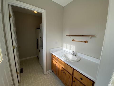 89 Green Tree Ct, Coats, NC 27521 photo 5