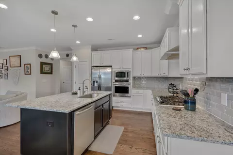 5347 Topspin Ct, Raleigh, NC 27609 photo 9