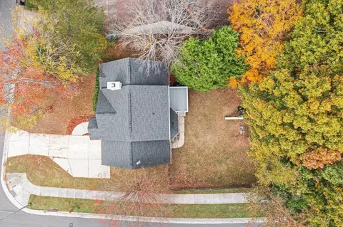 2 Creeks Edge Ct, Durham, NC 27713 photo 5
