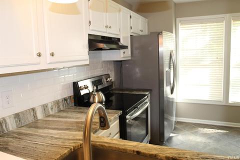 303 Glencoe Dr, Wake Forest, NC 27587 photo 8