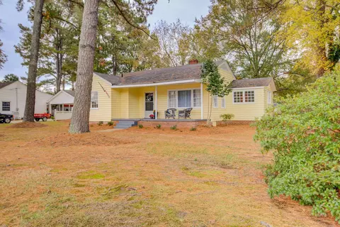 304 Mclean St, Spring Hope, NC 27882 photo 3