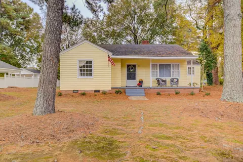 304 Mclean St, Spring Hope, NC 27882 photo 2
