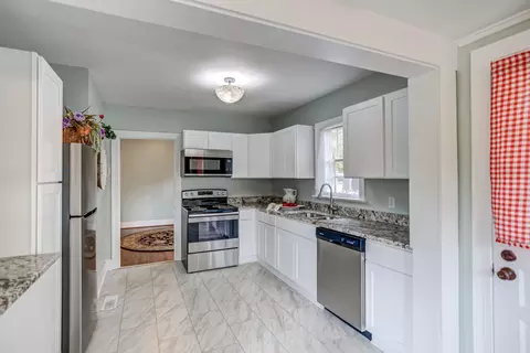 304 Mclean St, Spring Hope, NC 27882 photo 9