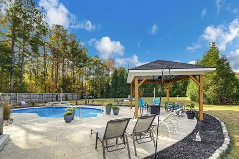 15 Roping Horn Way, Willow Spring, NC 27592 photo 2