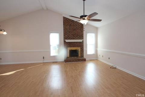 238 Bradley Dr, Benson, NC 27504 photo 2