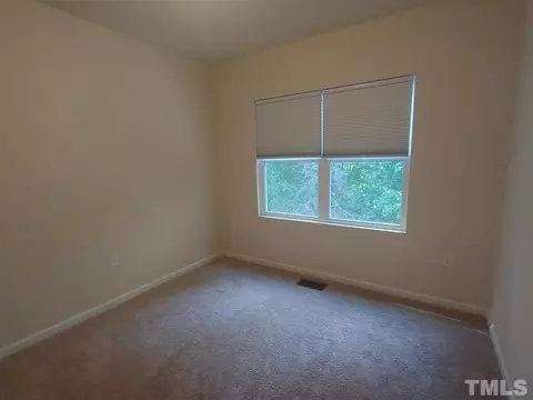 4345 Flintlock Ln, Durham, NC 27704 photo 15