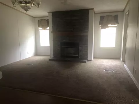 341 Tower Ln, Henderson, NC 27537 photo 4