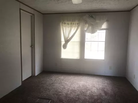 341 Tower Ln, Henderson, NC 27537 photo 7