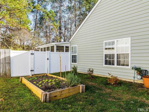 15 Pendleton Ct, Durham, NC 27713 photo 4