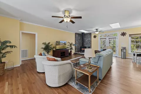 25 Eaglefeather Path, Youngsville, NC 27596 photo 8